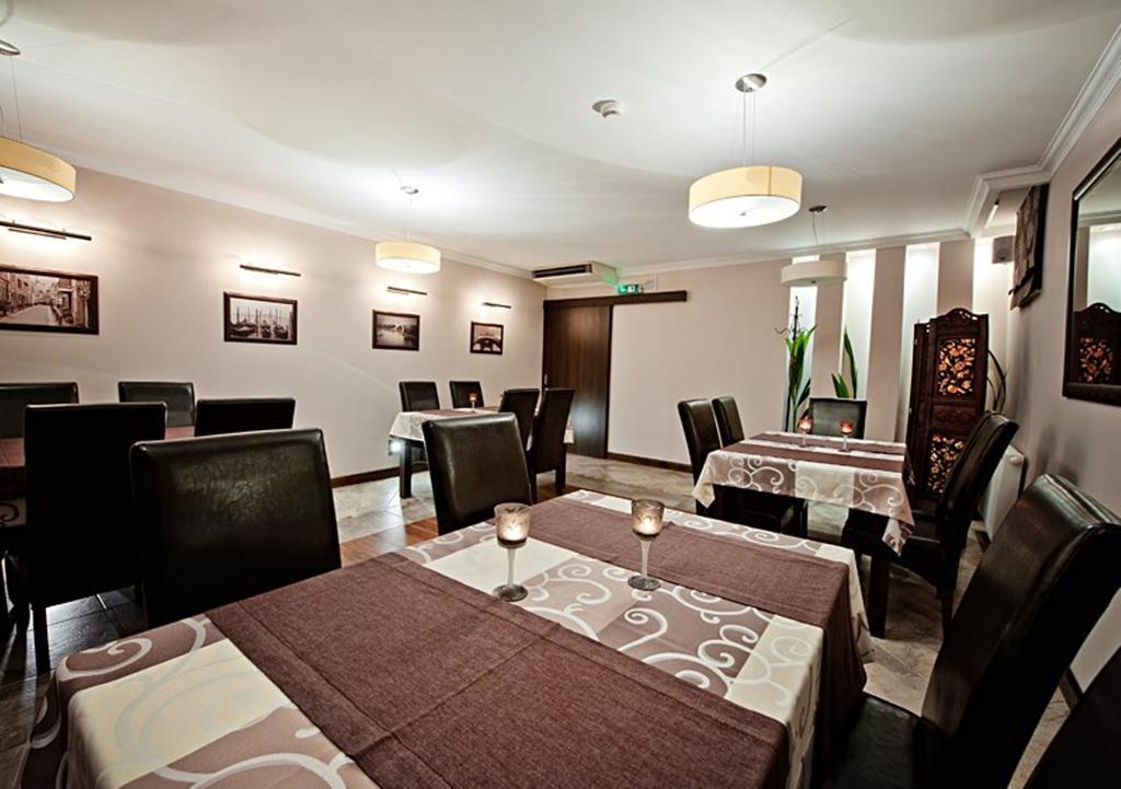 Hotel Willa Adriana Plock Bagian luar foto